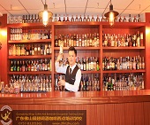 河源酒吧，需要調(diào)酒師和吧員若名